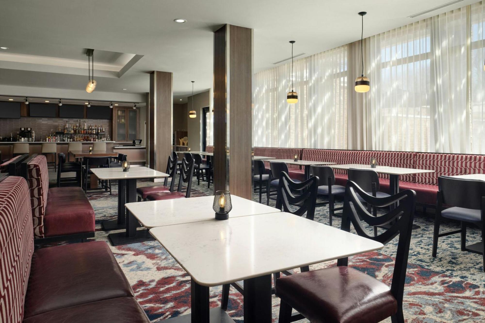 Courtyard By Marriott Dallas Dfw Airport North/grapevine 3*