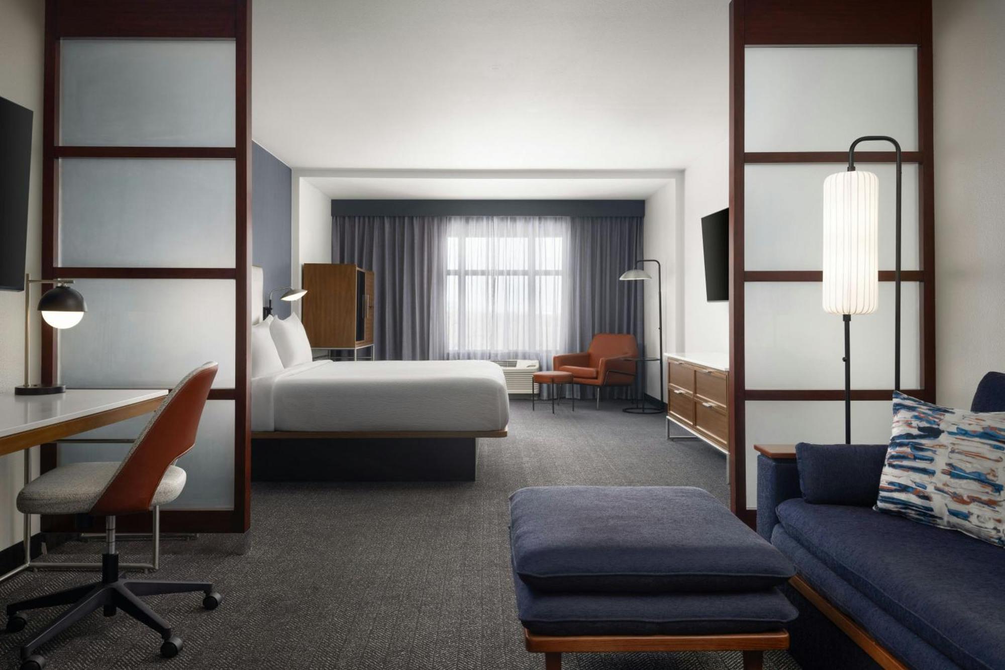 Courtyard By Marriott Dallas Dfw Airport North/grapevine