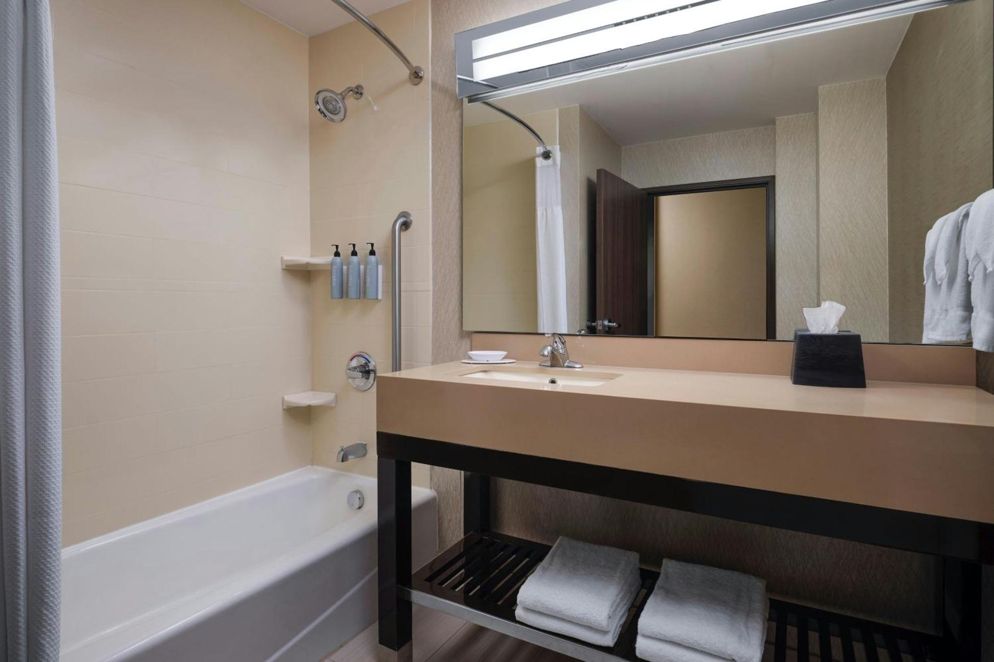 Hotel Courtyard By Marriott Dallas Dfw Airport North/grapevine