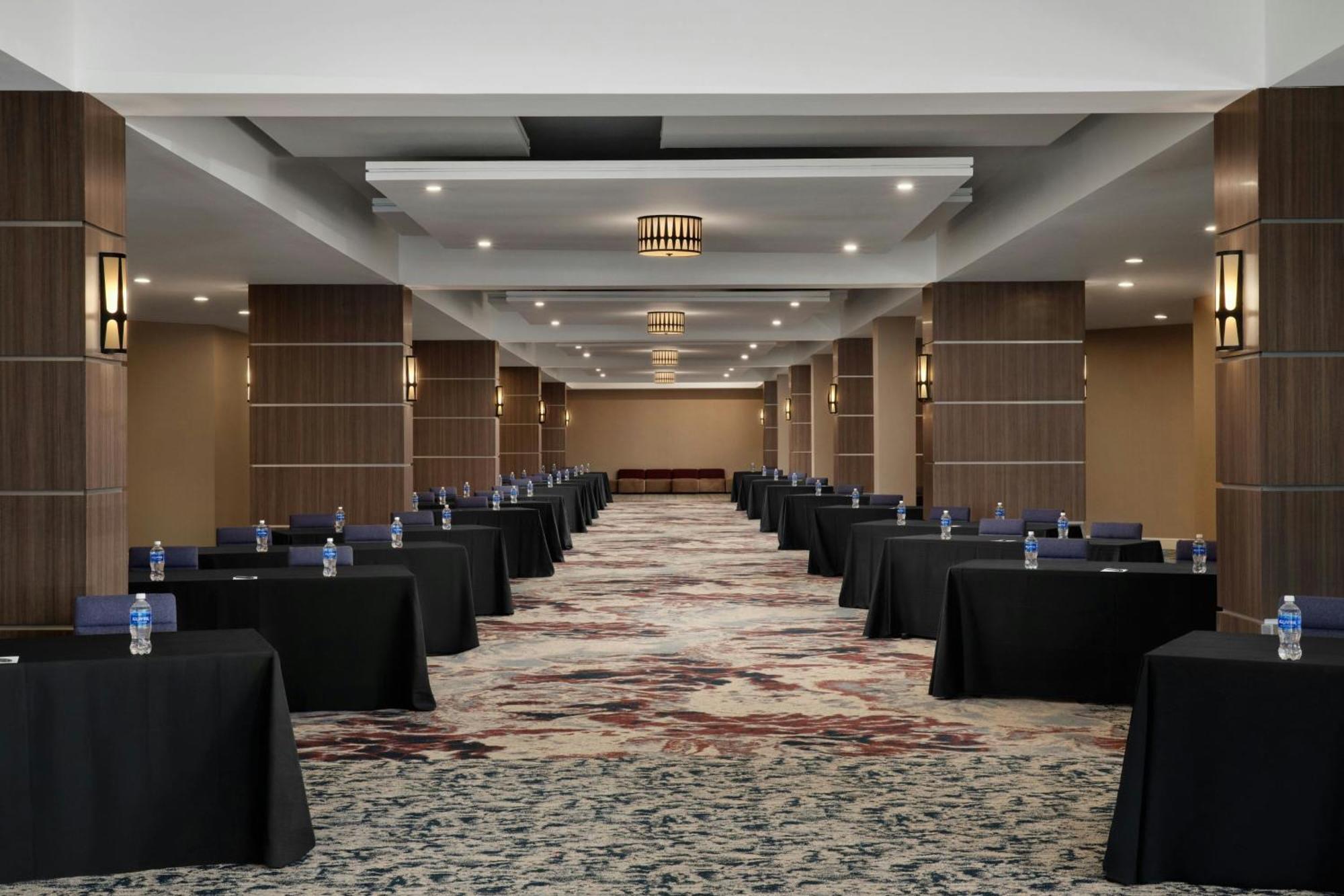Courtyard By Marriott Dallas Dfw Airport North/grapevine 3*