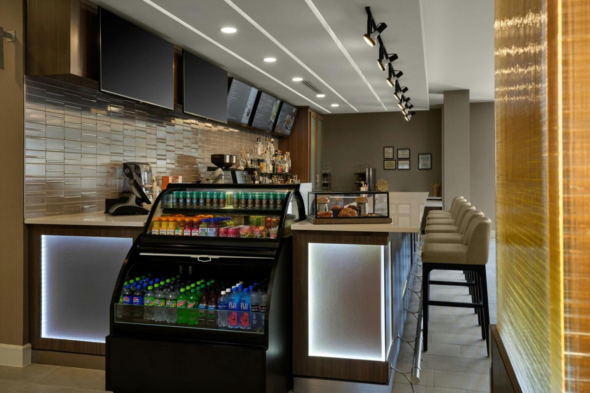Courtyard By Marriott Dallas Dfw Airport North/grapevine Hotel 3*